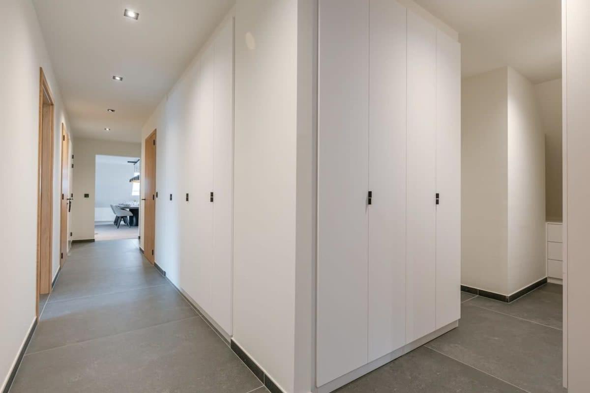 Huswell - Luxurious Apartment With Parking Beernem Kültér fotó